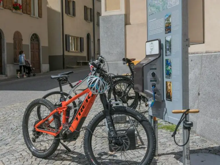 How To Charge An Electric Mountain Bike During Your Trip